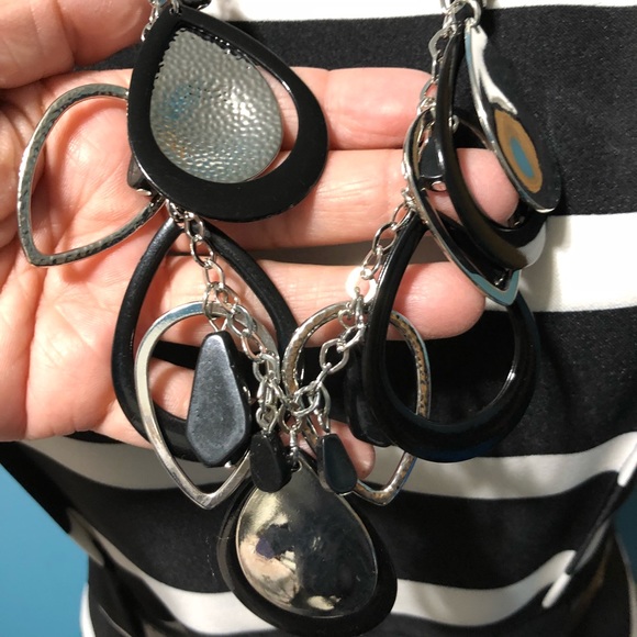 SOLD Fashion Necklace - Picture 4 of 4